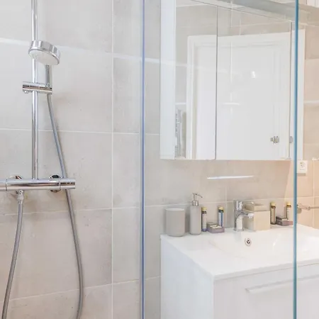 Charming - Porte D'asnieres - Mobility Lease Διαμέρισμα *